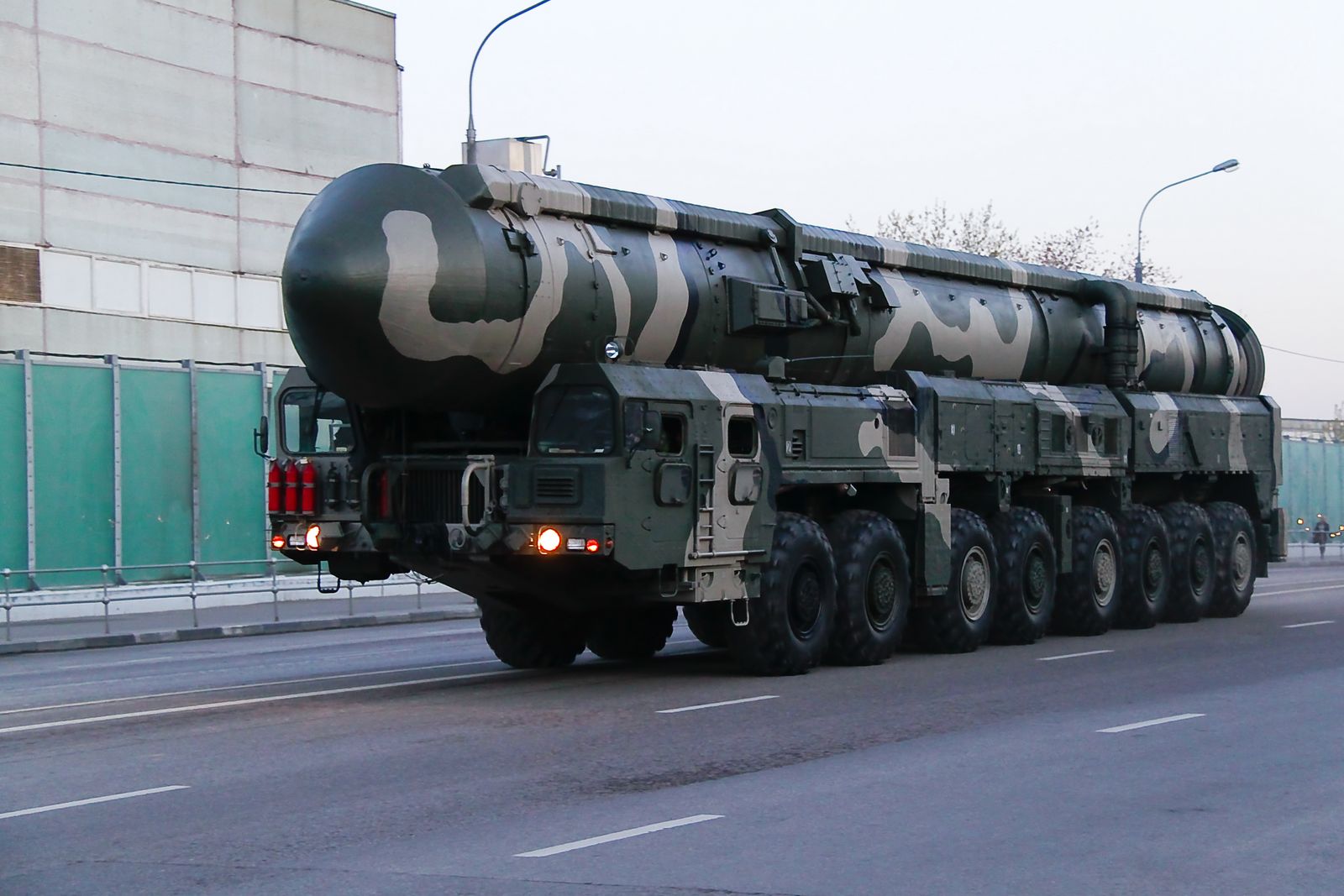 Заступил на боевое дежурство первый полк межконтинентальных баллистических ракет «Тополь»